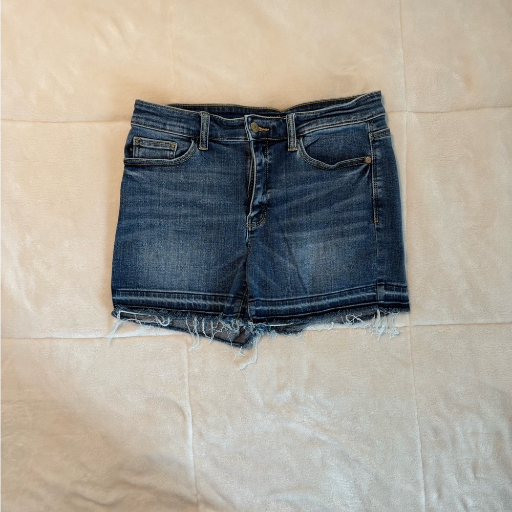 Judy Blue Frayed Hem Denim Shorts